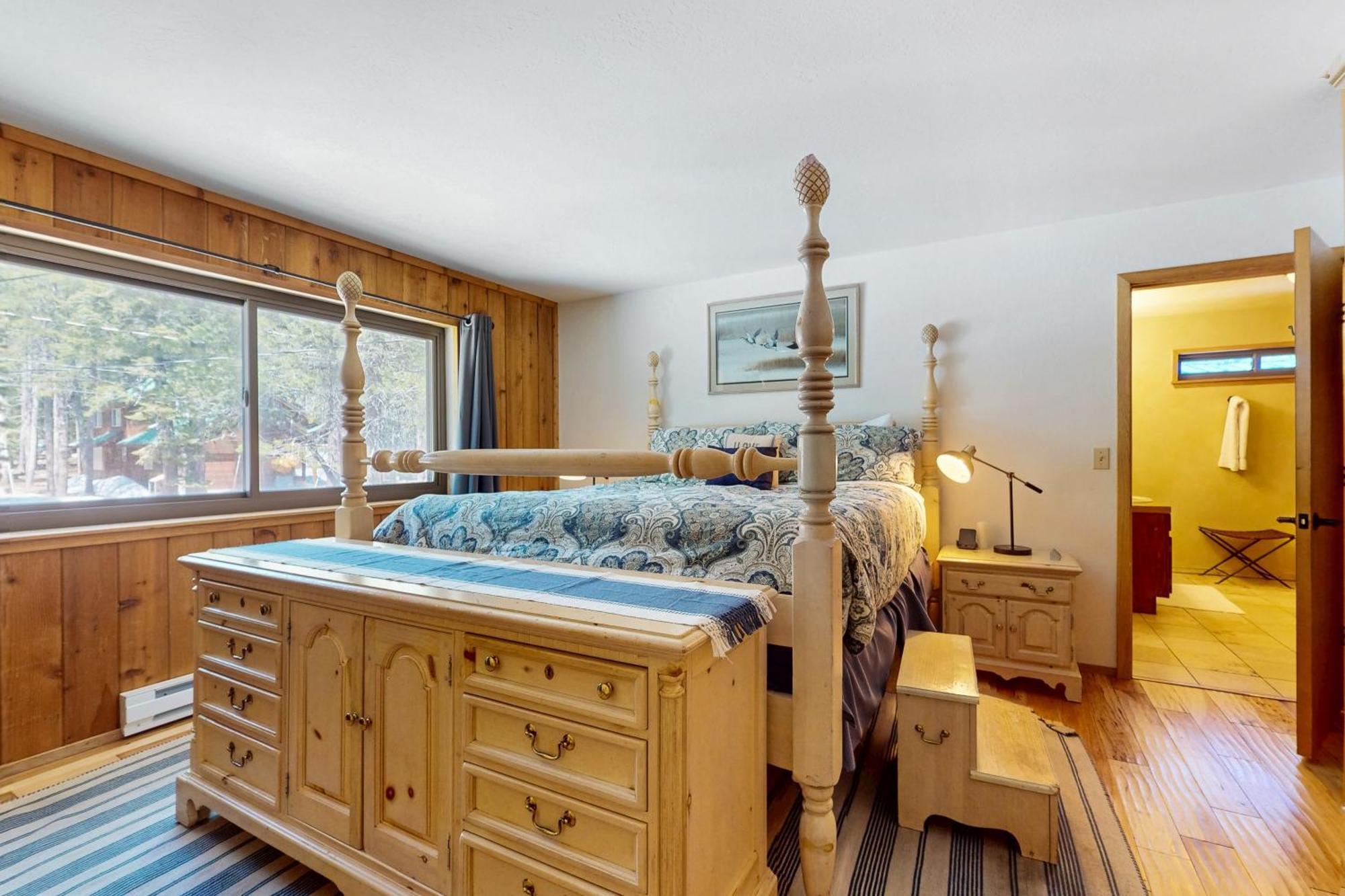 Tastefully-Updated, Classic Tahoe Family Home ทรักกี ภายนอก รูปภาพ
