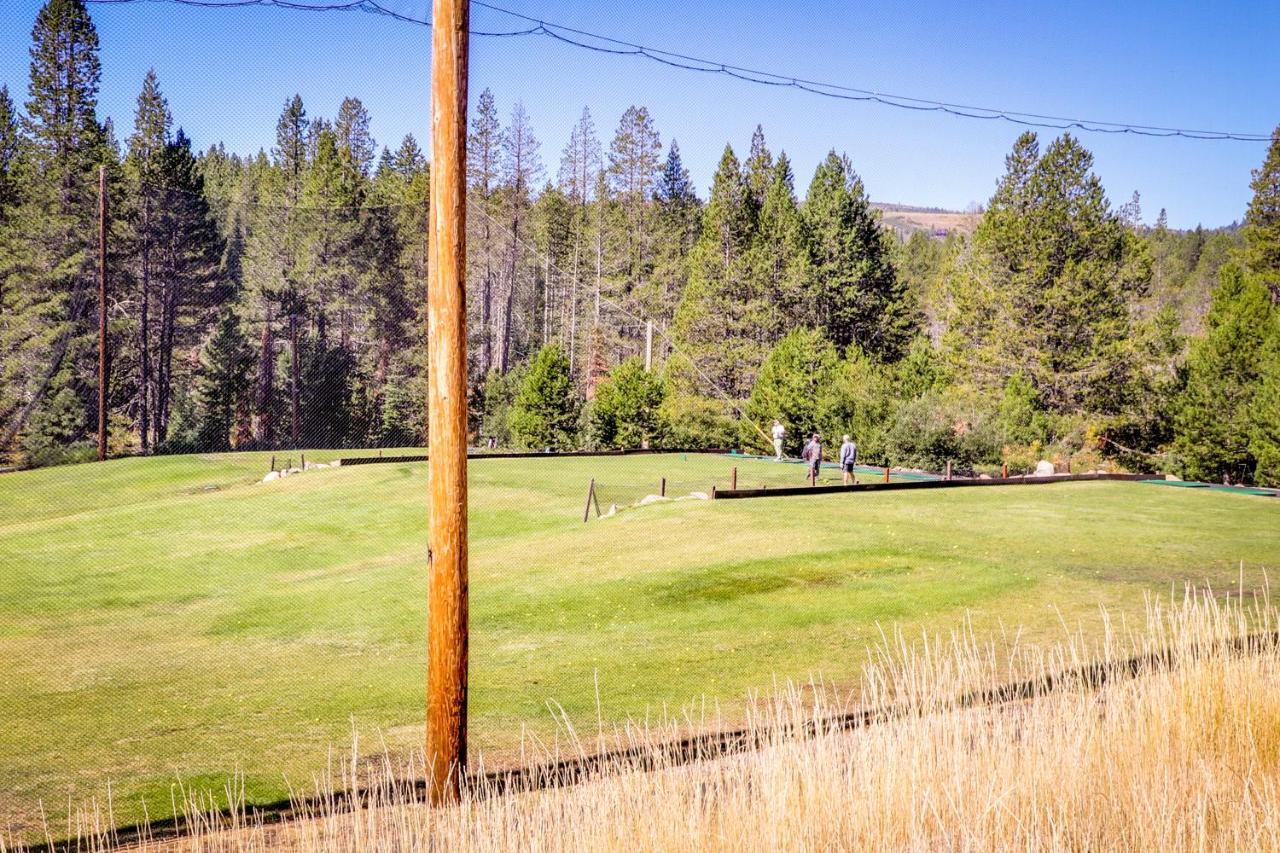 Tastefully-Updated, Classic Tahoe Family Home ทรักกี ภายนอก รูปภาพ