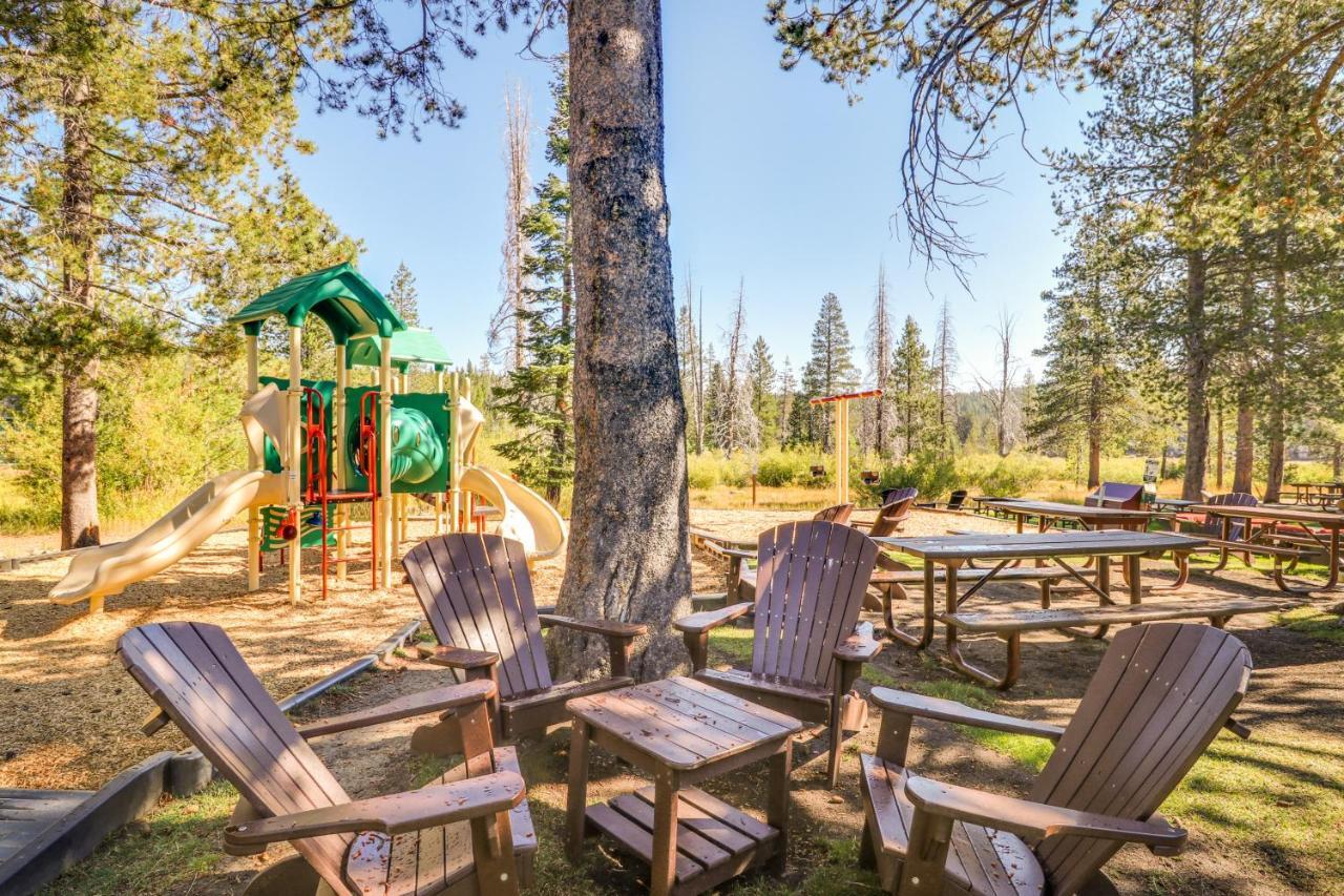 Tastefully-Updated, Classic Tahoe Family Home ทรักกี ภายนอก รูปภาพ